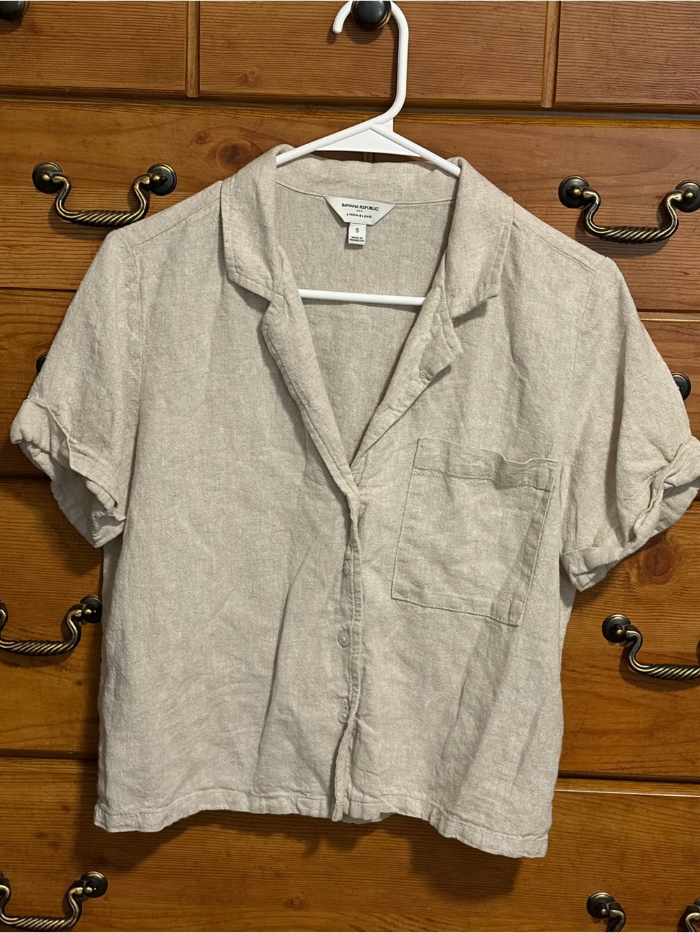 Banana Republic Light Beige Linen Short-Sleeve Button-Down Shirt